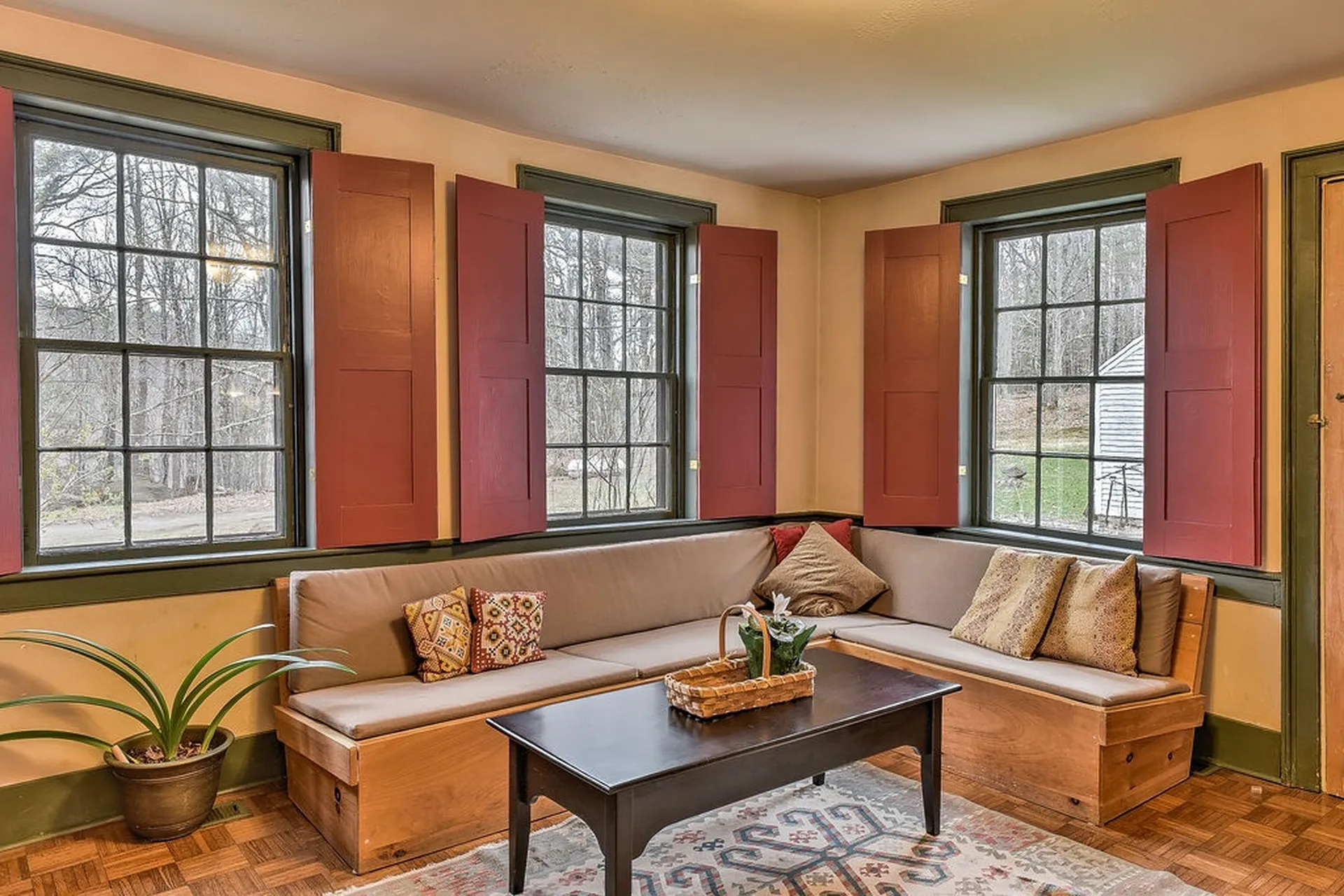 80 Houghton Ledge Road Roxbury NH 03431