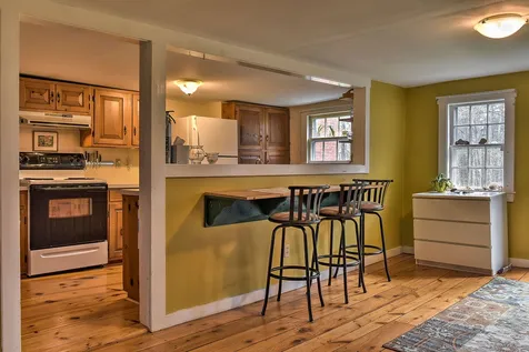 80 Houghton Ledge Road Roxbury NH 03431