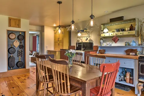 80 Houghton Ledge Road Roxbury NH 03431