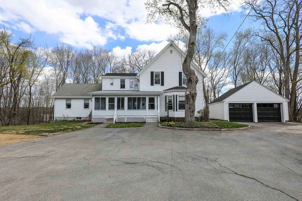 26 Hillcrest Avenue Concord NH 03301