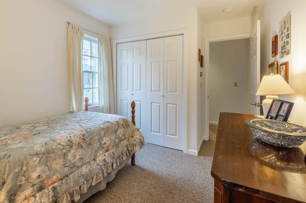 76 Mckenna Road Norwich VT 05055