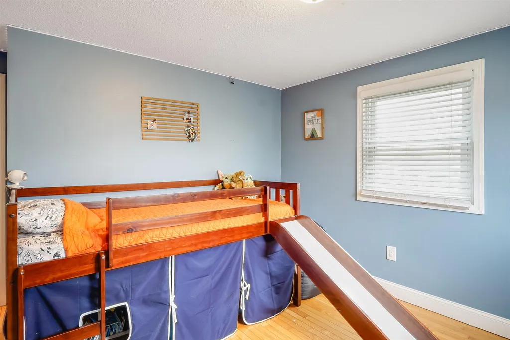 70 Underhill Street Nashua NH 03060
