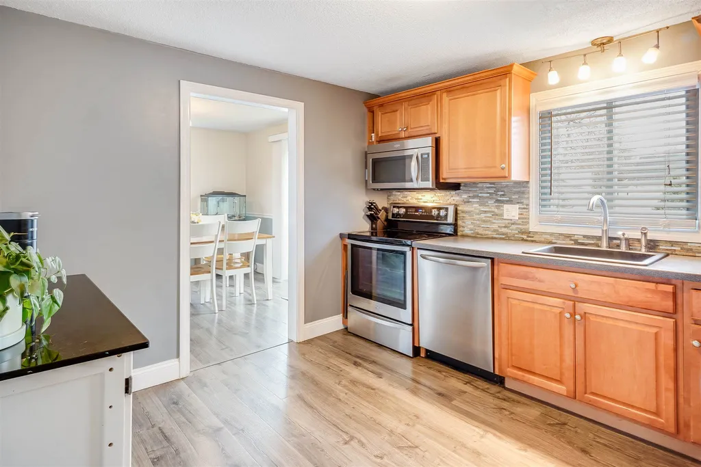70 Underhill Street Nashua NH 03060