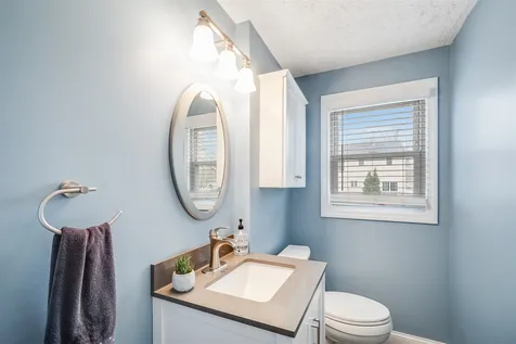 70 Underhill Street Nashua NH 03060