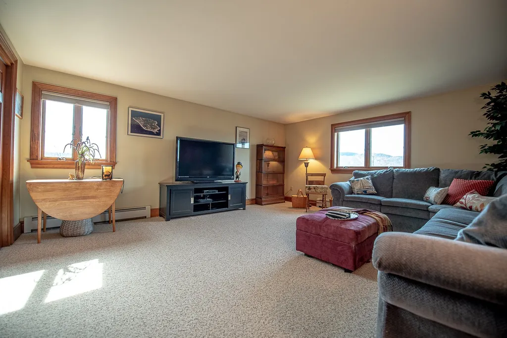 58 Seaward Drive Danbury NH 03230