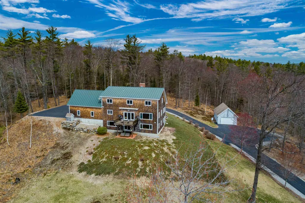 58 Seaward Drive Danbury NH 03230