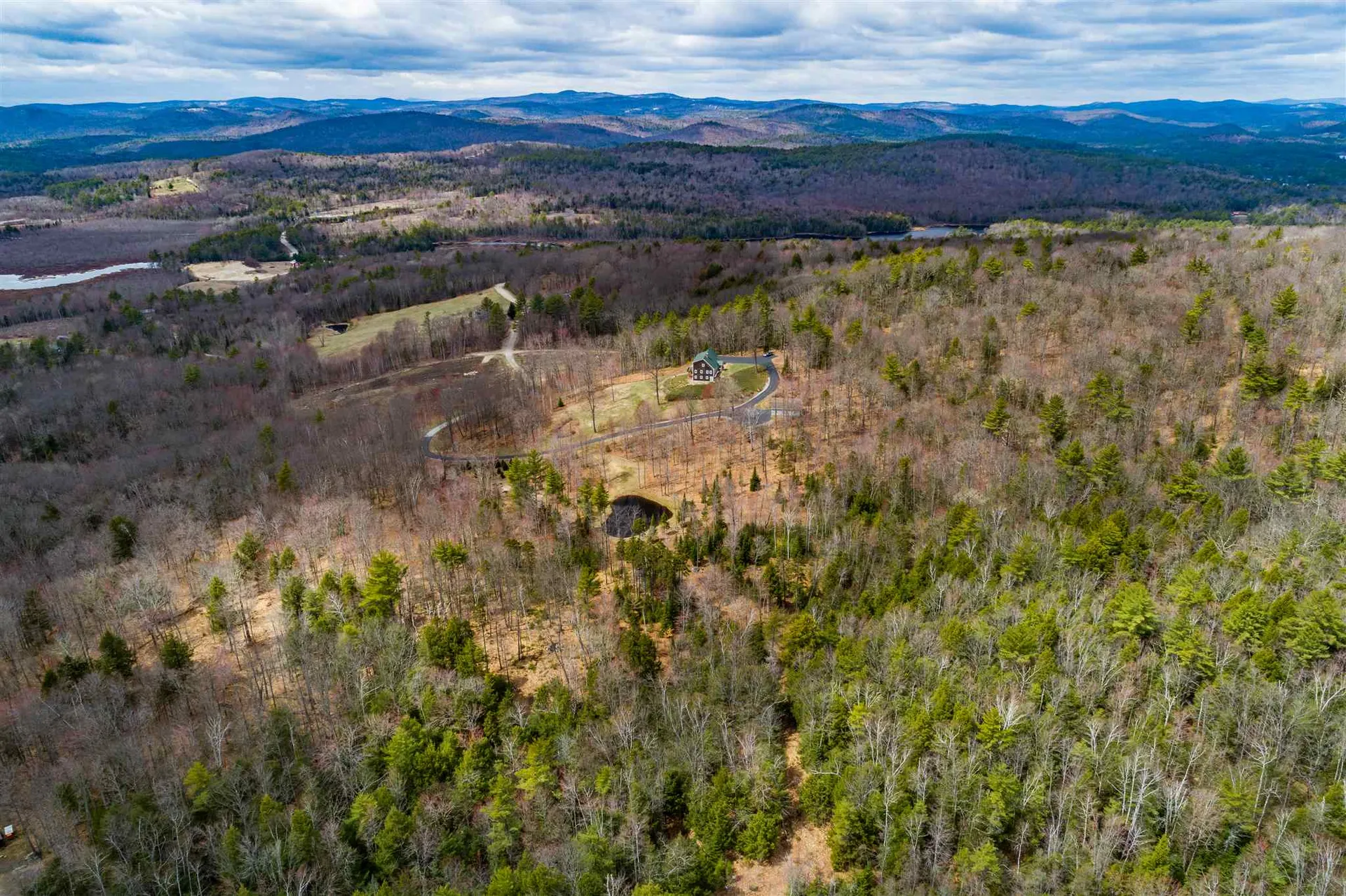 58 Seaward Drive Danbury NH 03230