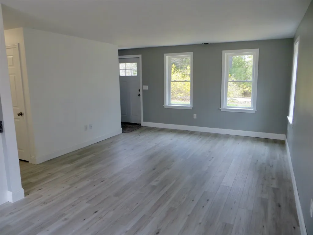 41 Harvey Lake Road Northwood NH 03261