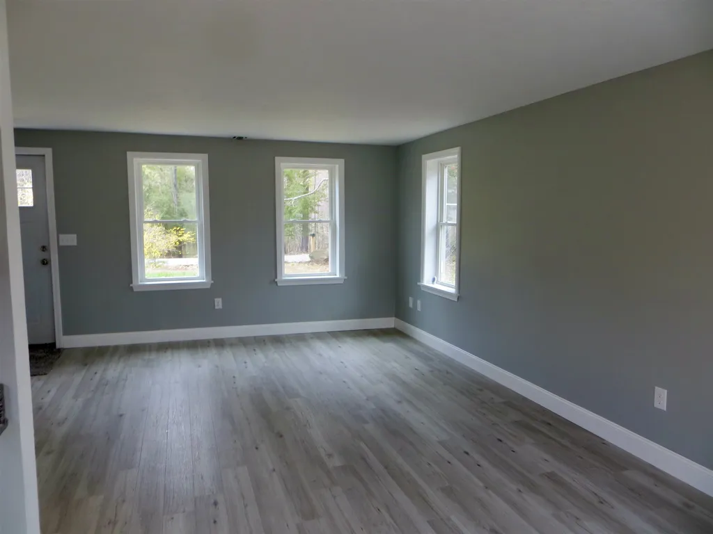 41 Harvey Lake Road Northwood NH 03261