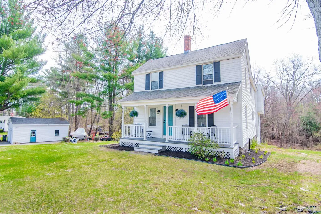 5 Ash Street Londonderry NH 03053