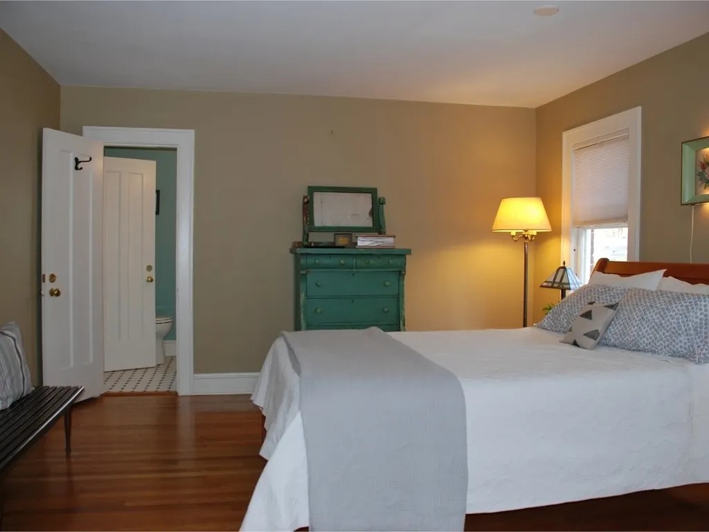 48 Henderson Terrace Burlington VT 05401