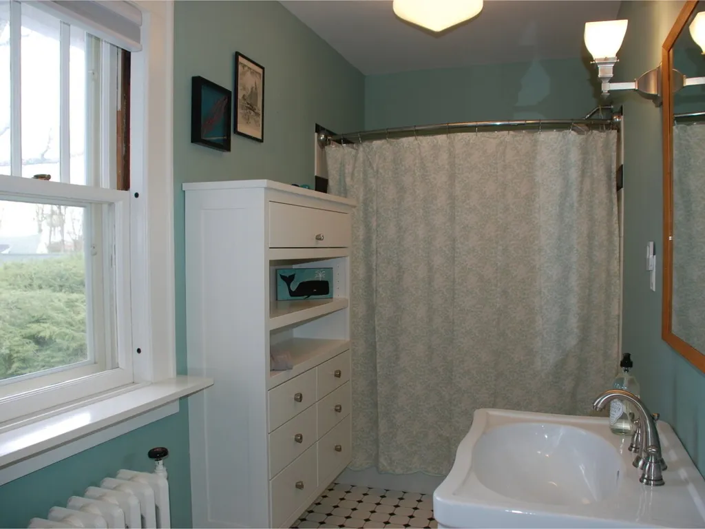 48 Henderson Terrace Burlington VT 05401