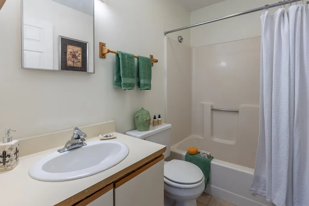 40 Wolf Road Lebanon NH 03766