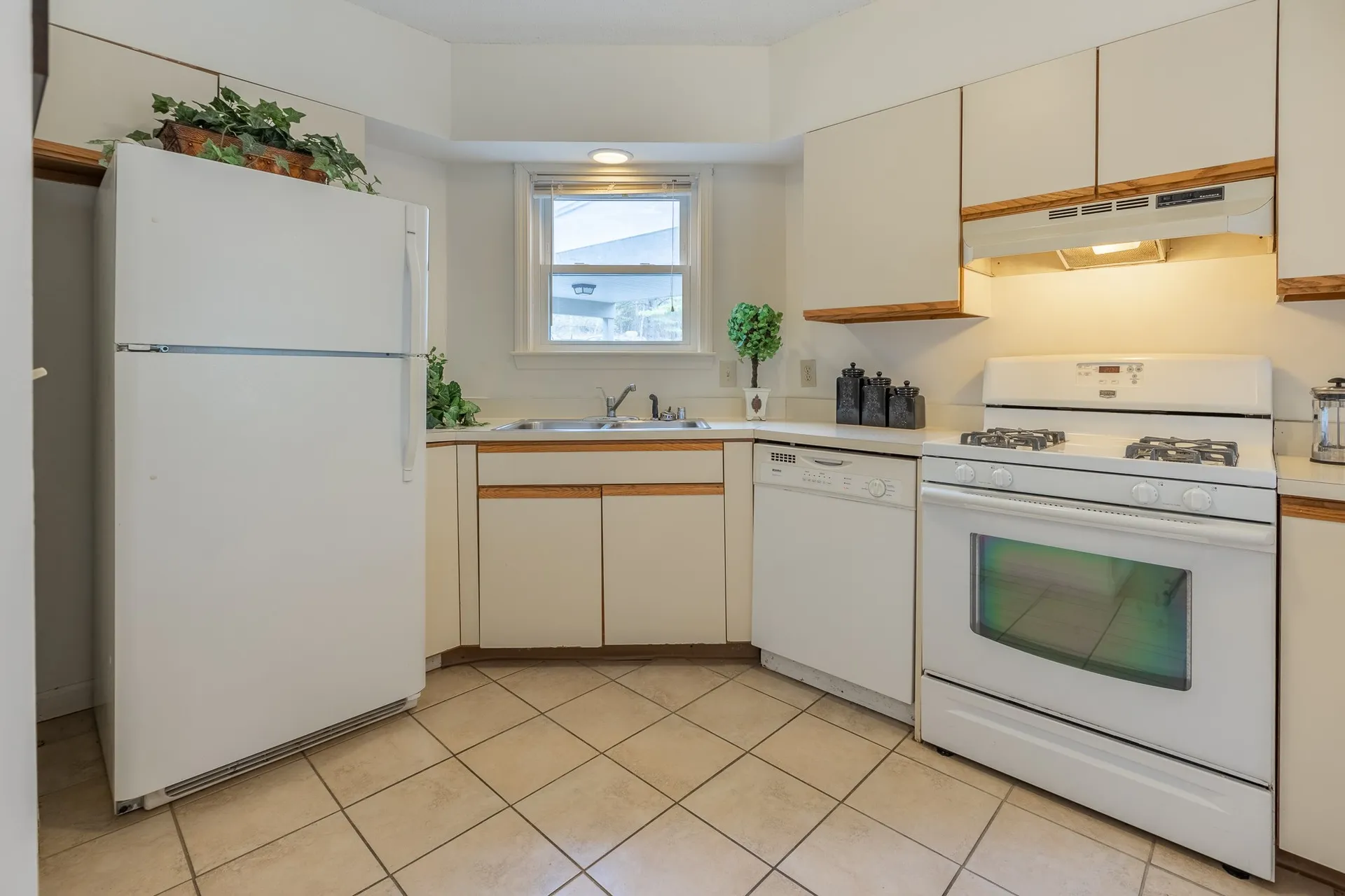 40 Wolf Road Lebanon NH 03766