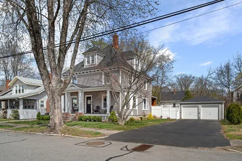 43 N Adams Street Manchester NH 03104