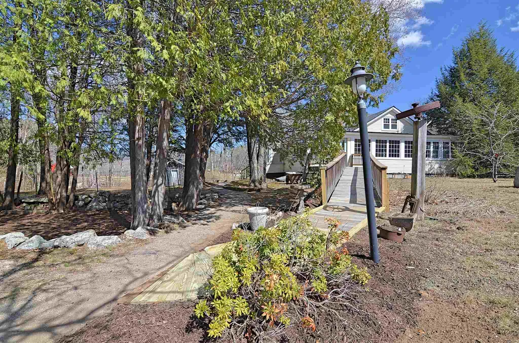 139 Pancake Road Andover NH 03216