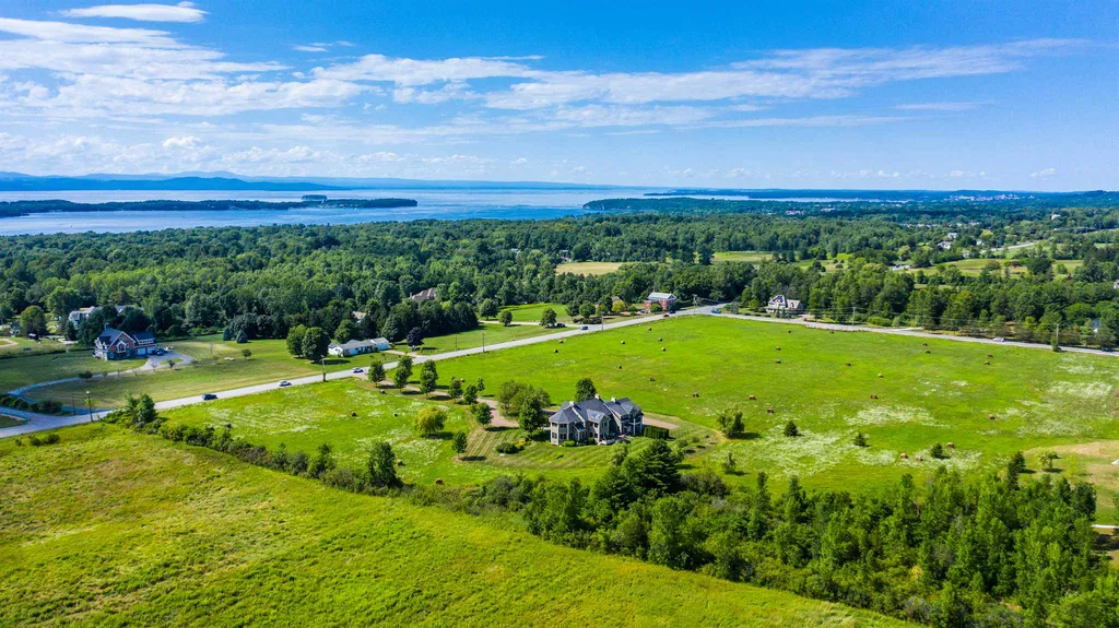 4659 Spear Street Shelburne VT 05482