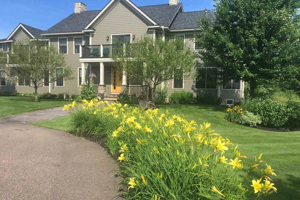 4659 Spear Street Shelburne VT 05482