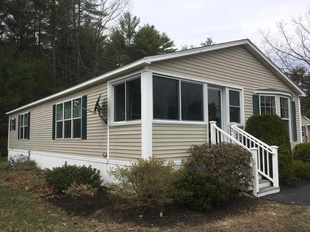 132 Eagle Drive Rochester NH 03868