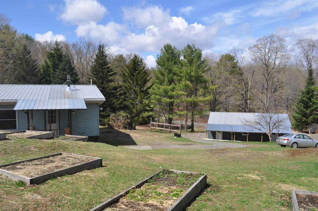 7 Independent Drive Hartland VT 05048