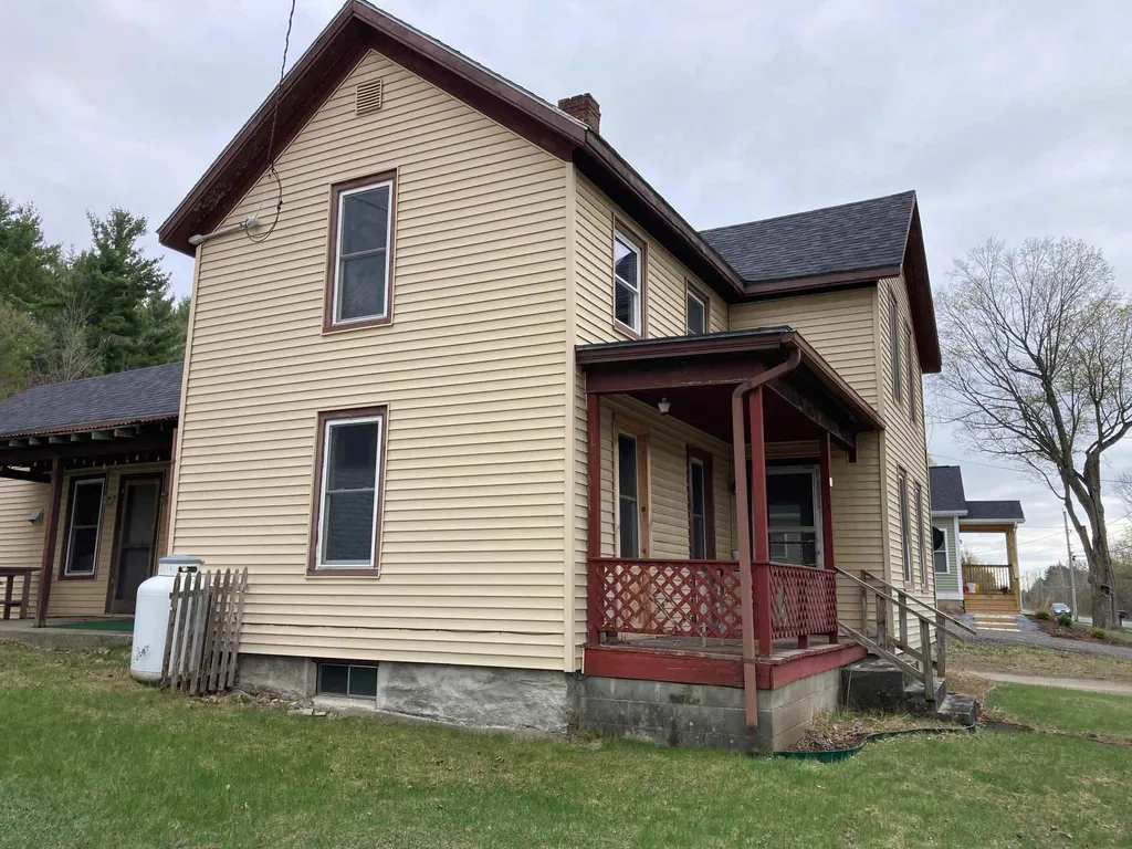 22 Railroad Street Milton VT 05468
