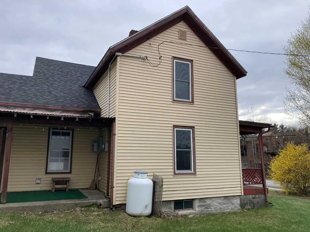 22 Railroad Street Milton VT 05468