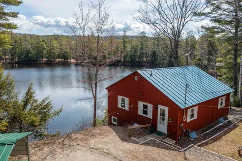 41 Birch Lane Grafton NH 03240