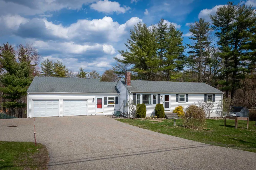 42 Dover Road Eliot ME 03903