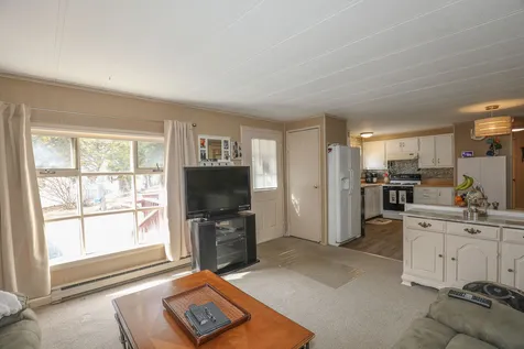 27 Beatrice Street Danville NH 03819