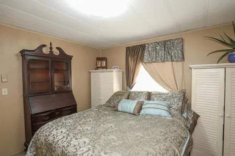27 Beatrice Street Danville NH 03819