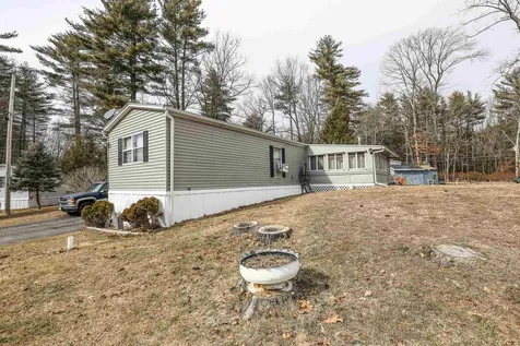 27 Beatrice Street Danville NH 03819