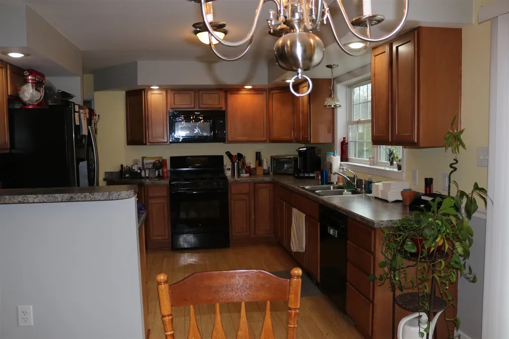 11 Collins Circle Rochester NH 03867