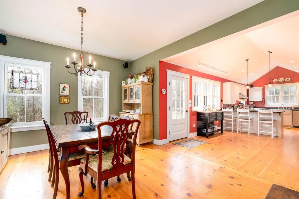 4411 Munger Street New Haven VT 05472