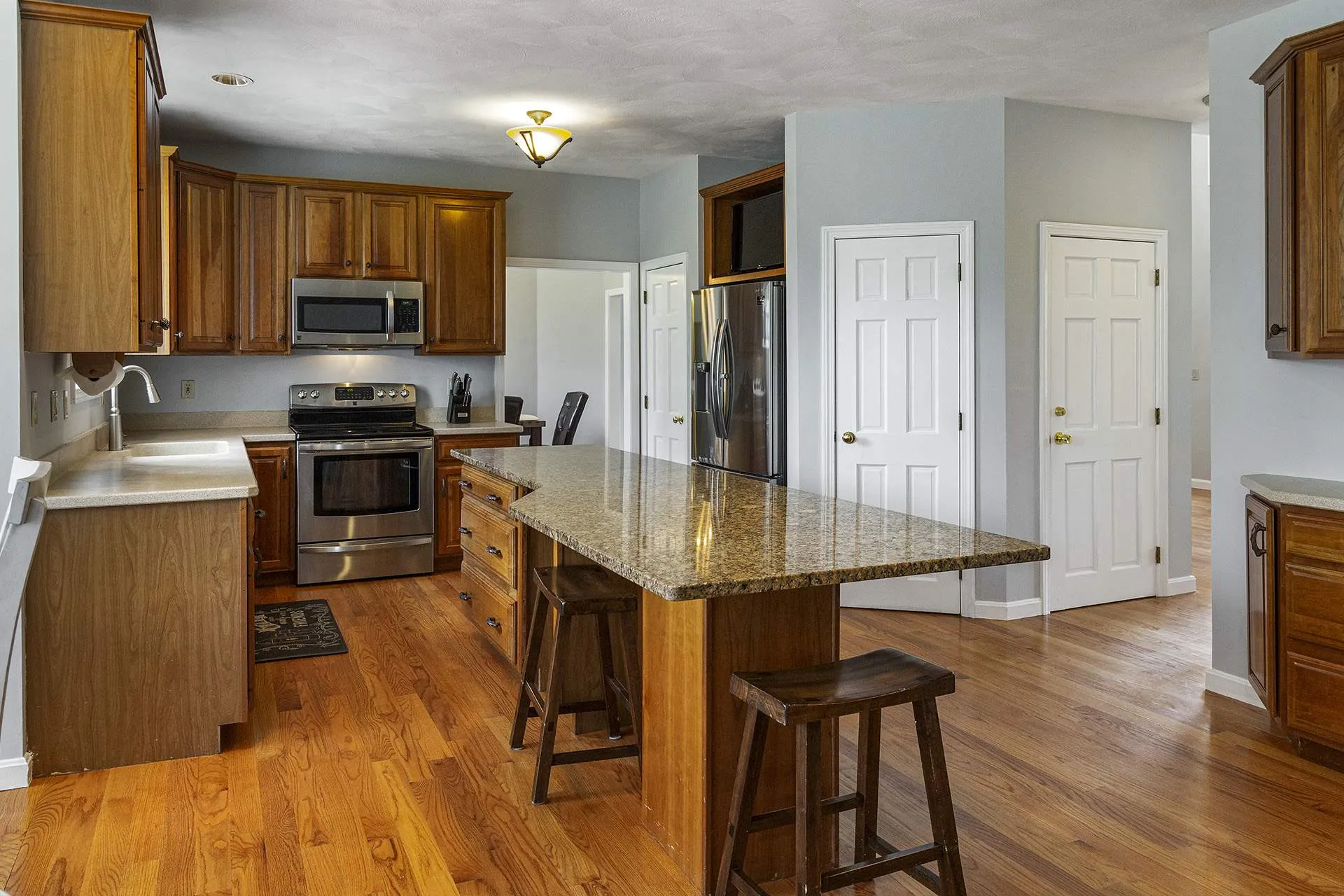 12 Karen Lane Salem NH 03079