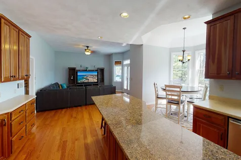 12 Karen Lane Salem NH 03079