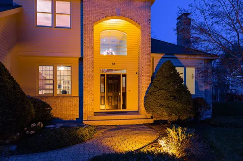 12 Karen Lane Salem NH 03079