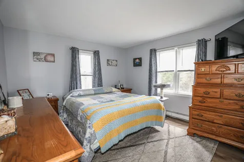 47-53 Pearl Street Henniker NH 03242