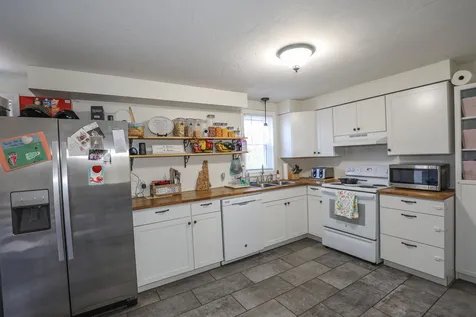 47-53 Pearl Street Henniker NH 03242
