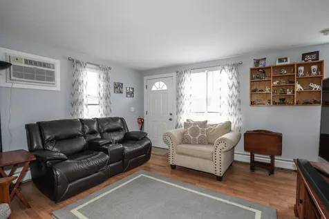 47-53 Pearl Street Henniker NH 03242