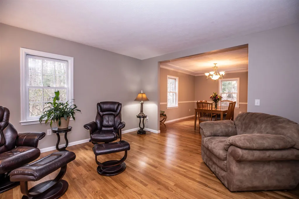 2 Belmont Lane Amherst NH 03031
