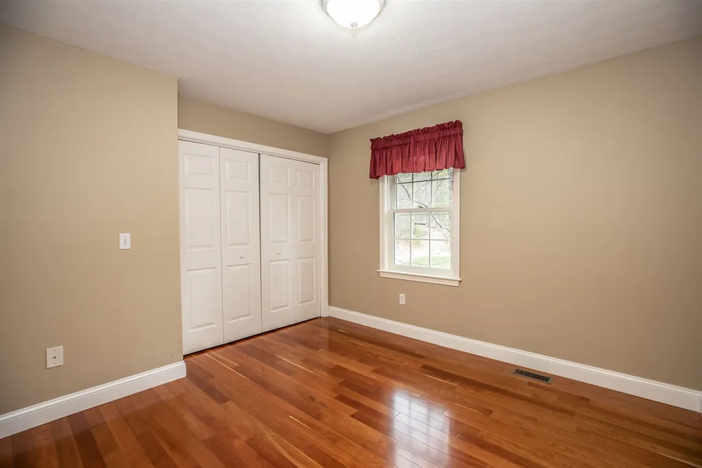 2 Belmont Lane Amherst NH 03031
