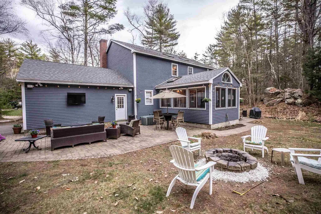 2 Belmont Lane Amherst NH 03031