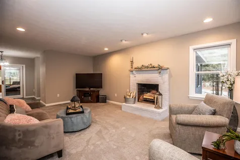 2 Belmont Lane Amherst NH 03031