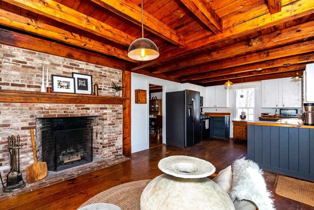 5 Harlans Way Dover NH 03820