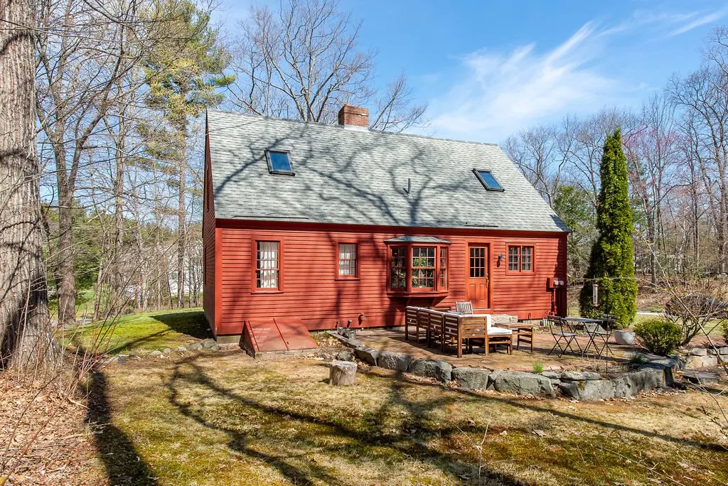 5 Harlans Way Dover NH 03820
