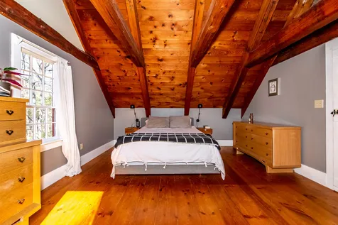 5 Harlans Way Dover NH 03820