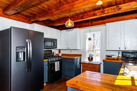 5 Harlans Way Dover NH 03820
