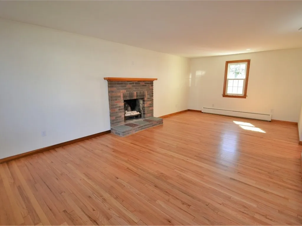 29 South Crest Drive Burlington VT 05401