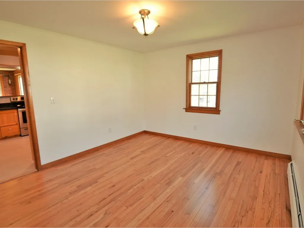 29 South Crest Drive Burlington VT 05401