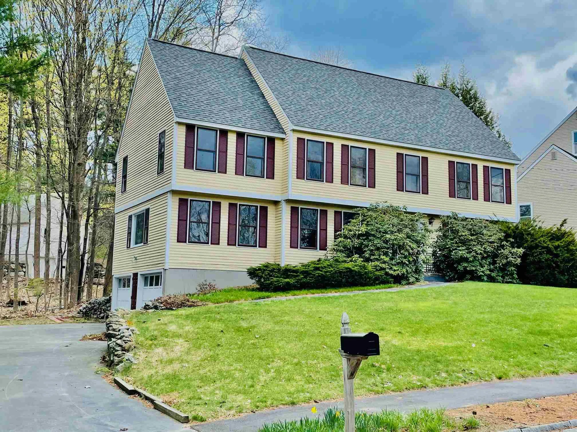 4 Parrish Hill Drive Nashua NH 03063